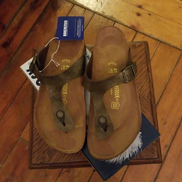 Birkenstock Shoes - Birkenstock Gizeh Golden Brown Sz. 41 (L10/M8) NIB